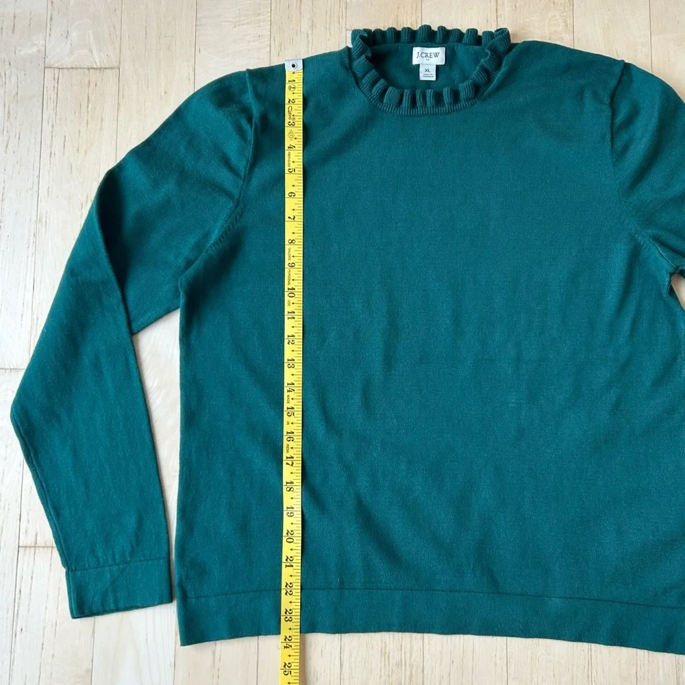 J. Crew Women’s 100% Cotton Ruffle Neck Sweater in Alpine Green Size XL EUC